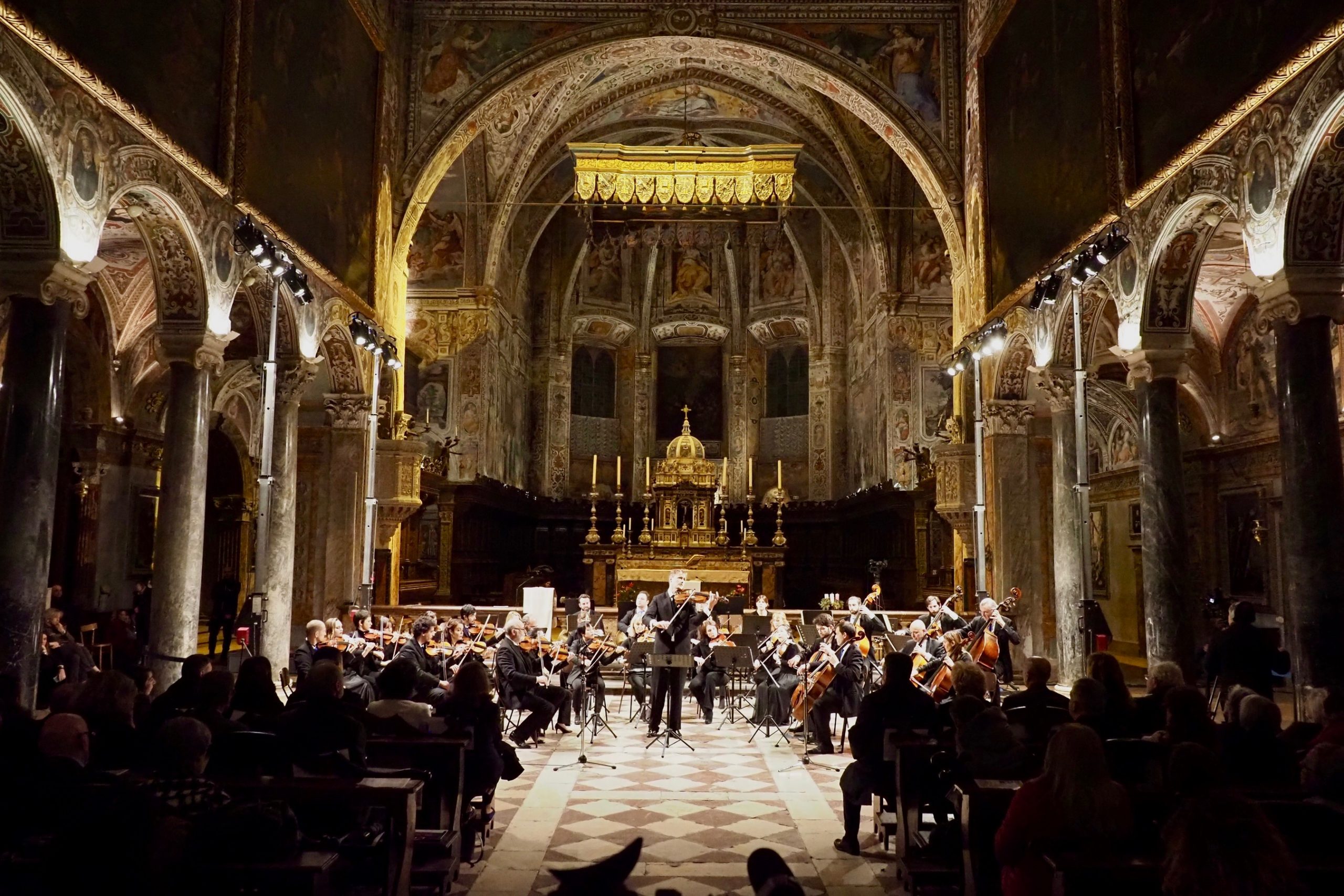Auguri alla città di Perugia sulle note di Mozart e Hoffmeister dalla Fondazione Cassa di Risparmio di Perugia